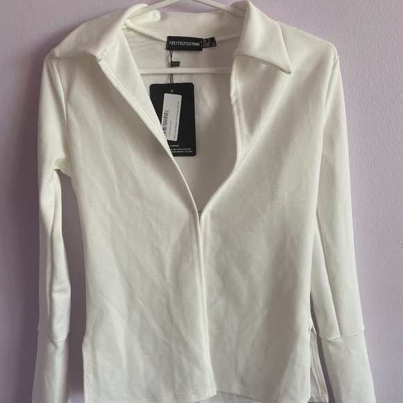 PLT White crepe Hook Front Top - Picture 2 of 3